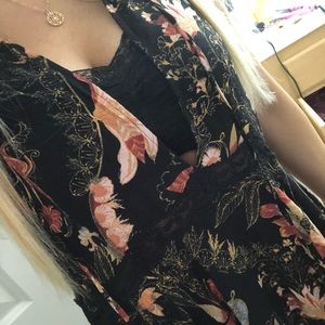 Free people floral dress with black lace Sz Small